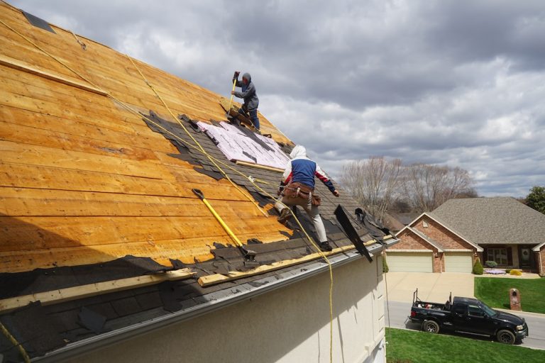 Warning Signs Your Roof