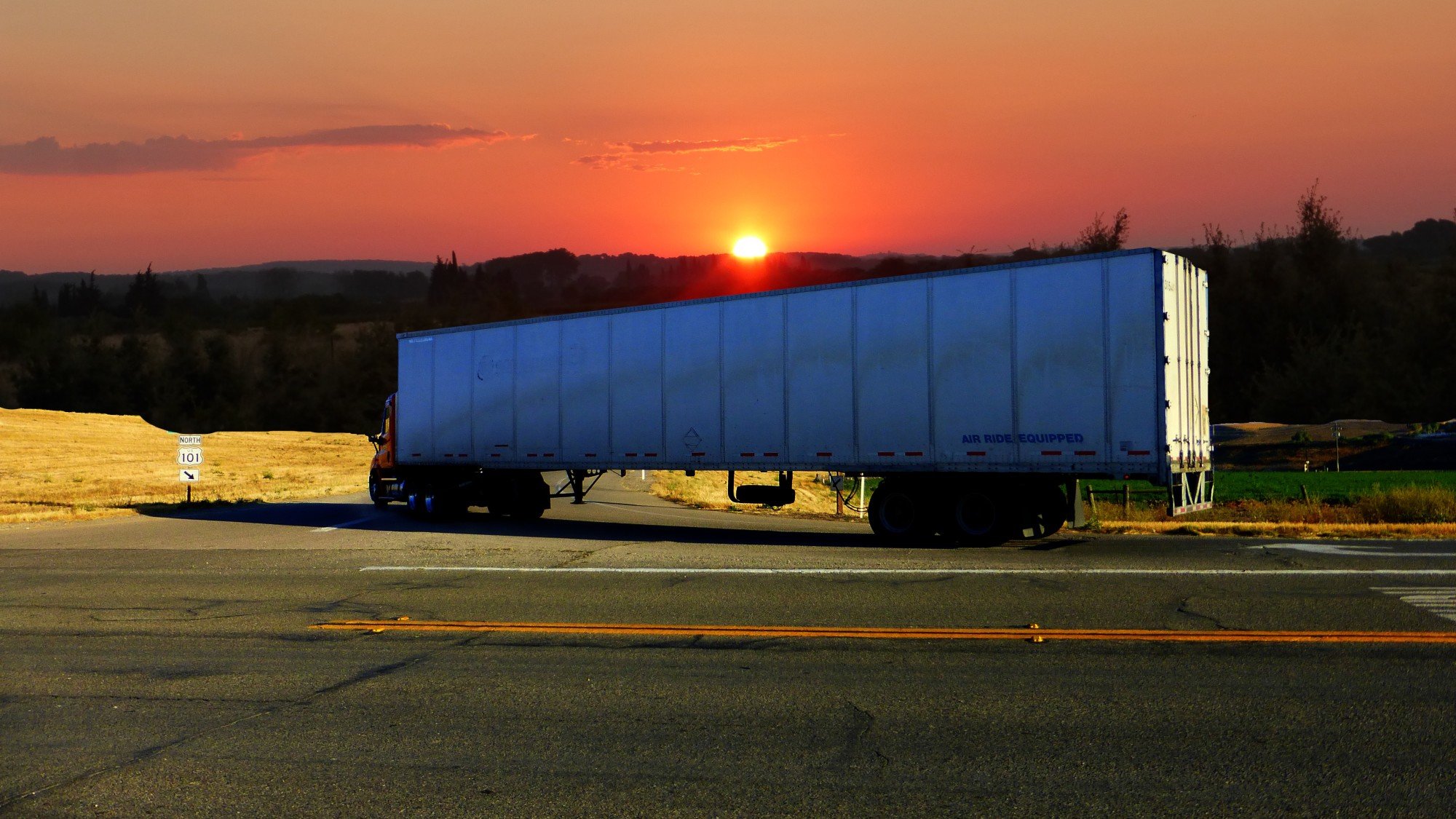 sunset-truck-american-transpor
